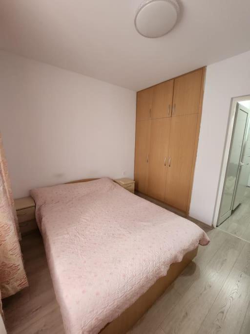 Modern Apartment. Best Location * Sofia