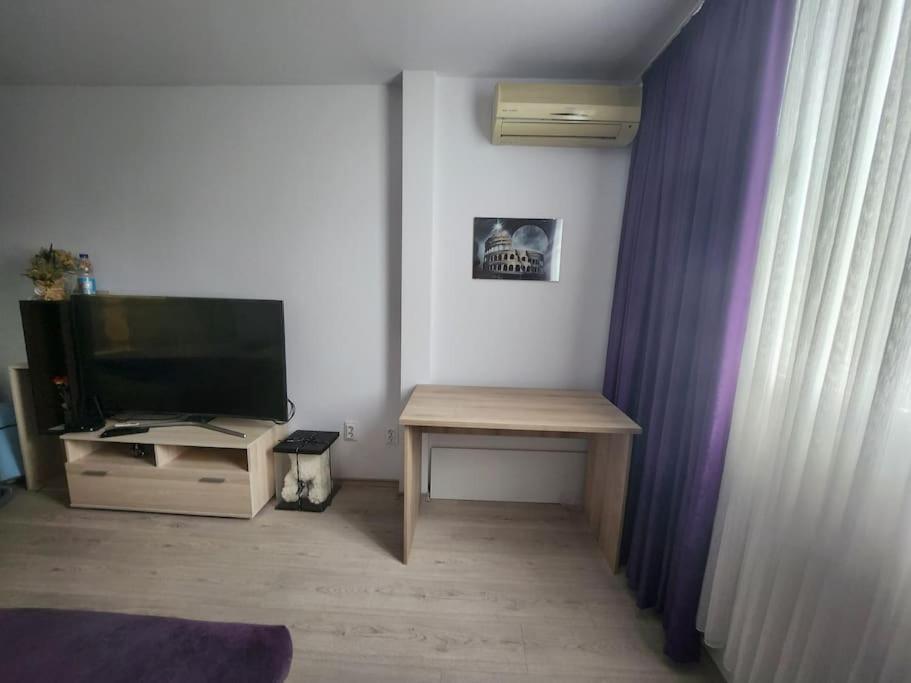 Modern Apartment. Best Location * Sofia