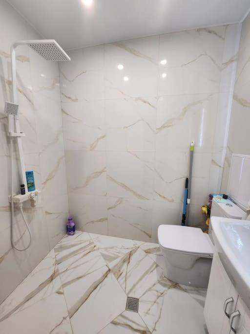 Modern Apartment. Best Location *